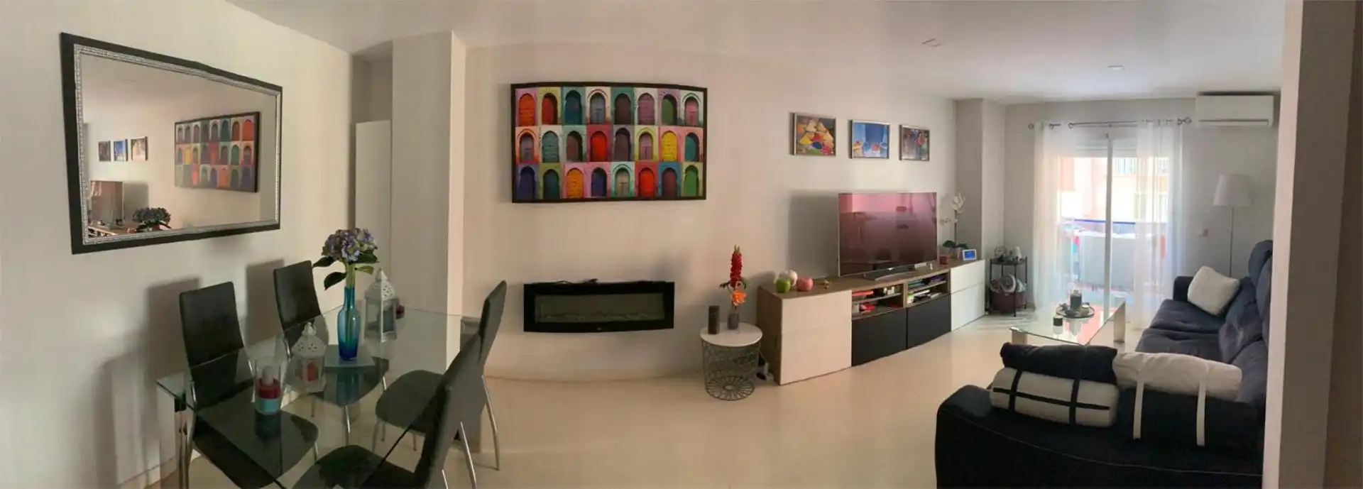 Piso en venta en Calle Calle Héroe de Sostoa, 180, La Luz - El Torcal Sala de estar de Piso en venta en Málaga Capital con Aire acondicionado y Balcón