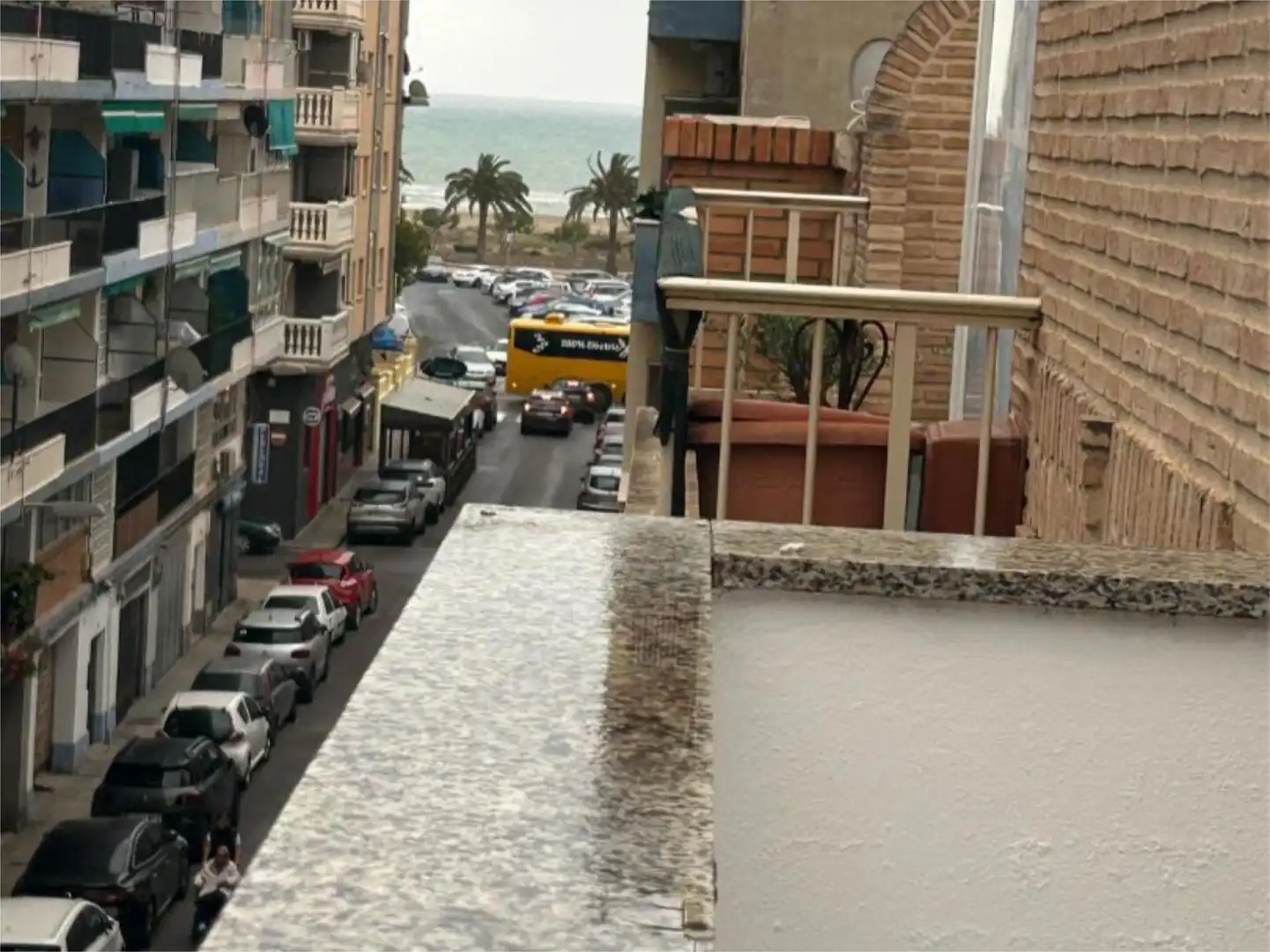 Vista exterior de Piso de alquiler en Sagunto / Sagunt con Aire acondicionado, Terraza y Amueblado