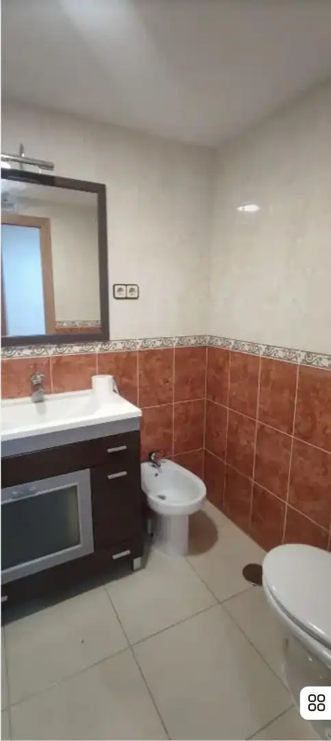 Piso en venta en Bajada Salvador, 20, Centro Baño de Piso en venta en Illescas con Aire acondicionado
