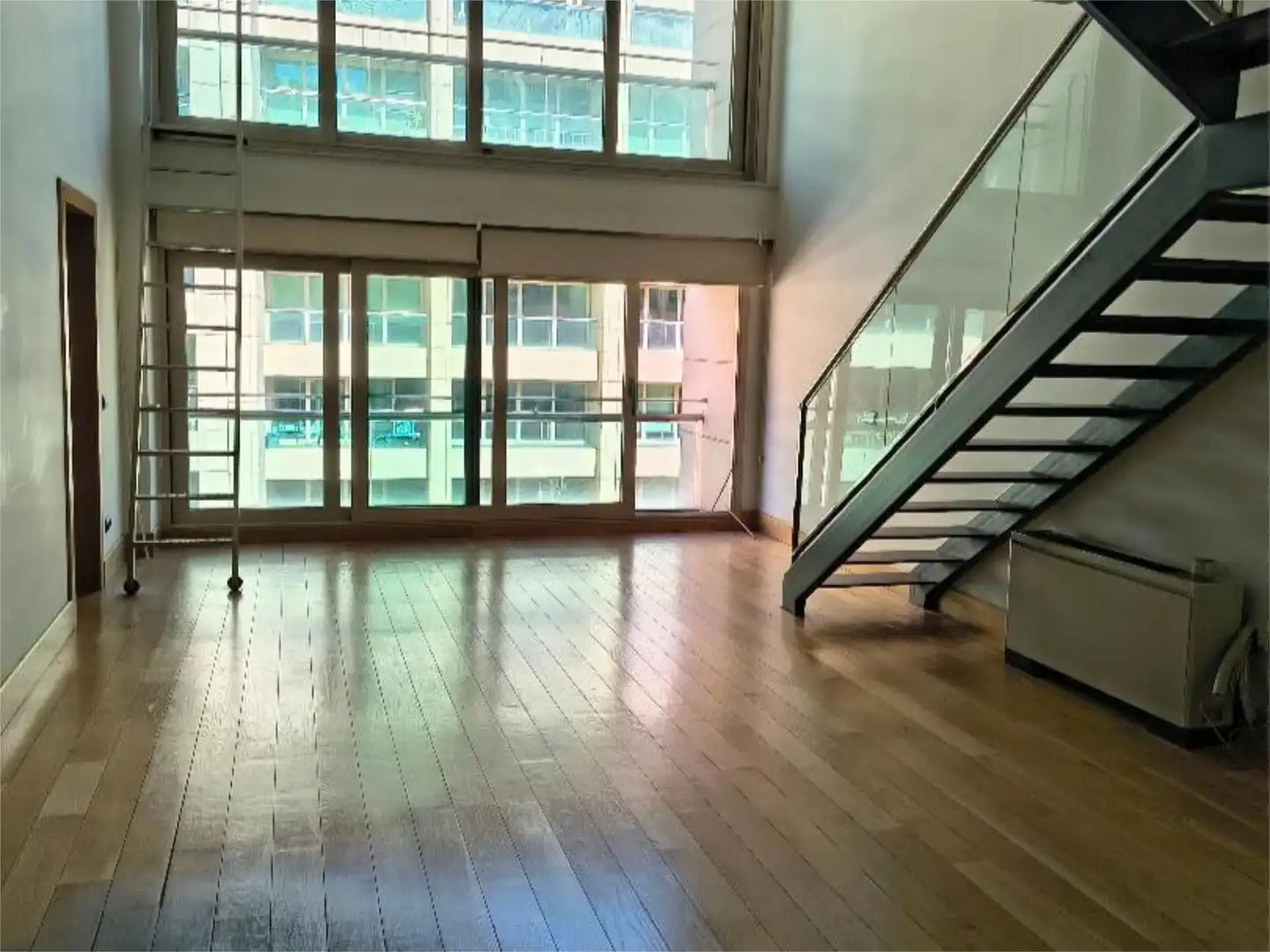 Lofts for rent in  Madrid Capital  with Air Conditioner, Heating and Parquet flooring