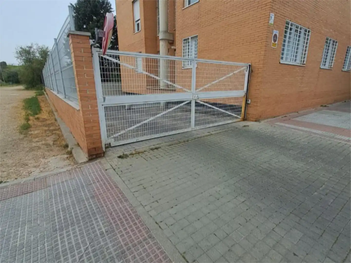 Flat for sale in Avenida Carmen Laforet, 7, Soto del Henares Parking of Flat for sale in Torrejón de Ardoz with Air Conditioner and Terrace