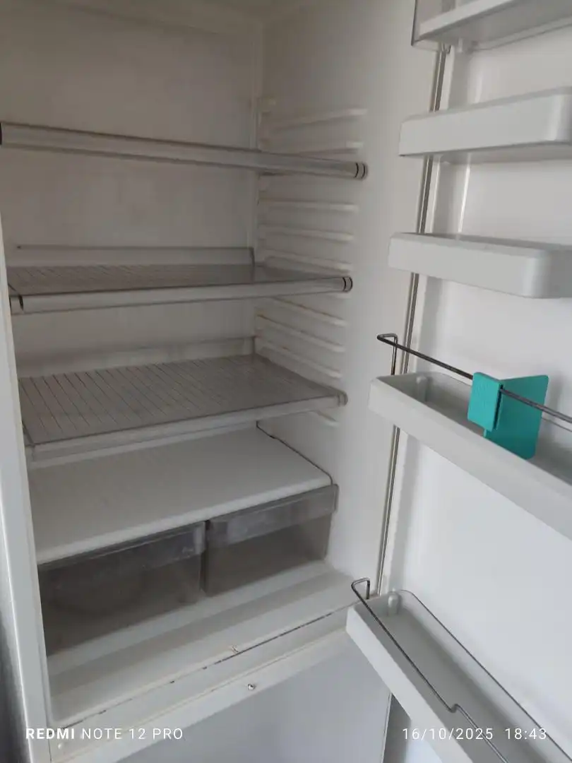 Flat for rent in Carrer de Sant Rafael, 29, La Malva-rosa Kitchen of Flat for rent in Valencia with Air Conditioner, Furnished and Oven