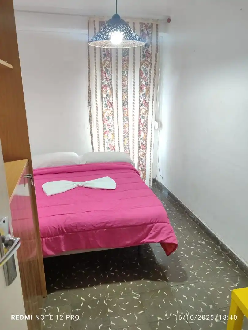 Flat for rent in Carrer de Sant Rafael, 29, La Malva-rosa Bedroom of Flat for rent in Valencia with Air Conditioner, Furnished and Oven