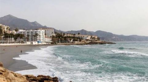 Foto 4 von Wohnung zum Verkauf in Calle Castilla Pérez, 21, Chaparil - Torrecilla - Punta Lara, Nerja