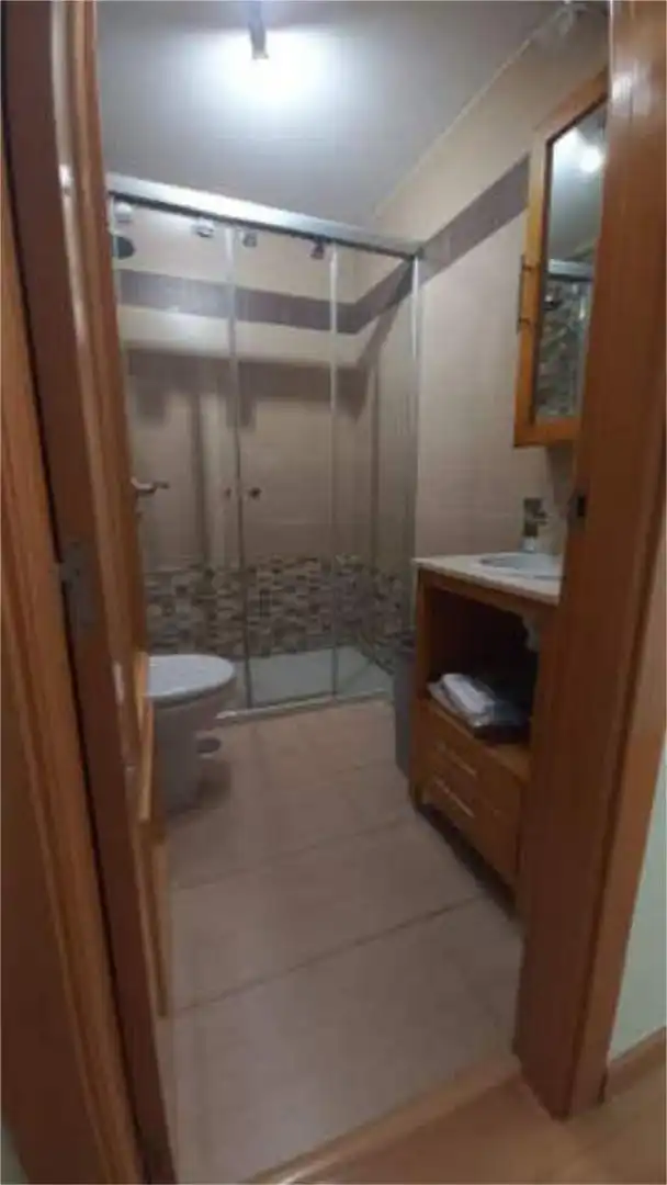 Badezimmer von Wohnung zum Verkauf in Antequera mit Heizung, Privatgarten und Abstellraum