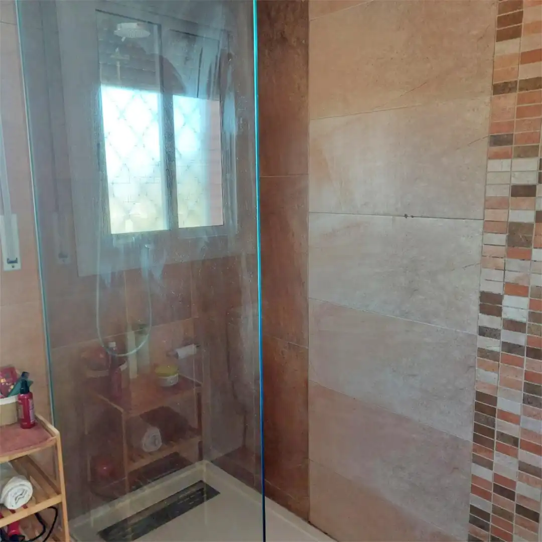 Houses for sale in Carrer Llobregat, 98, Santa Coloma de Cervelló Bathroom of Houses for sale in Santa Coloma de Cervelló with Air Conditioner, Terrace and Swimming Pool