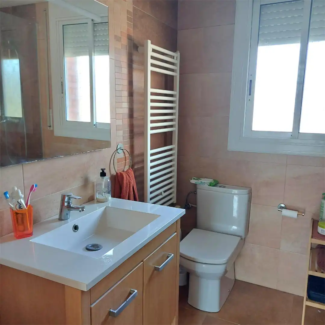 Houses for sale in Carrer Llobregat, 98, Santa Coloma de Cervelló Bathroom of Houses for sale in Santa Coloma de Cervelló with Air Conditioner, Terrace and Swimming Pool