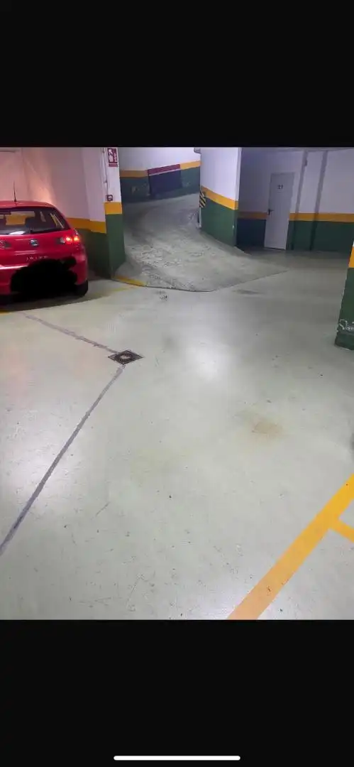 Garage for rent in Vigo 
