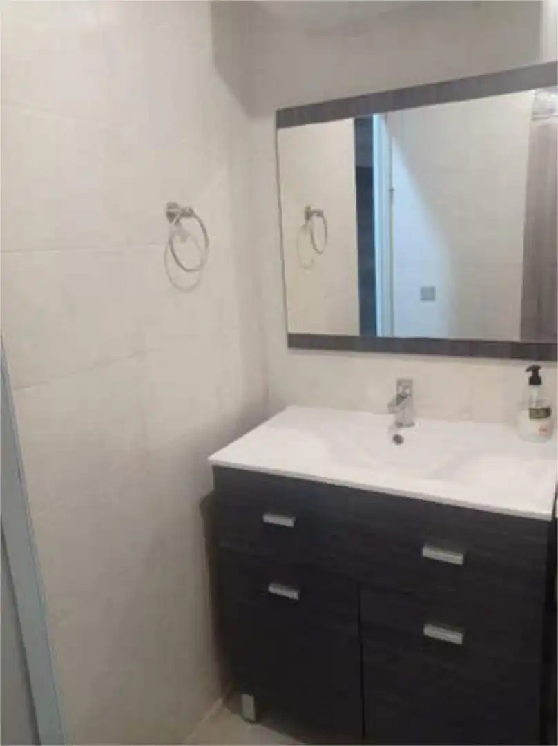 Bany de Loft en venda en Loeches amb Jardí privat, Terrassa i Piscina