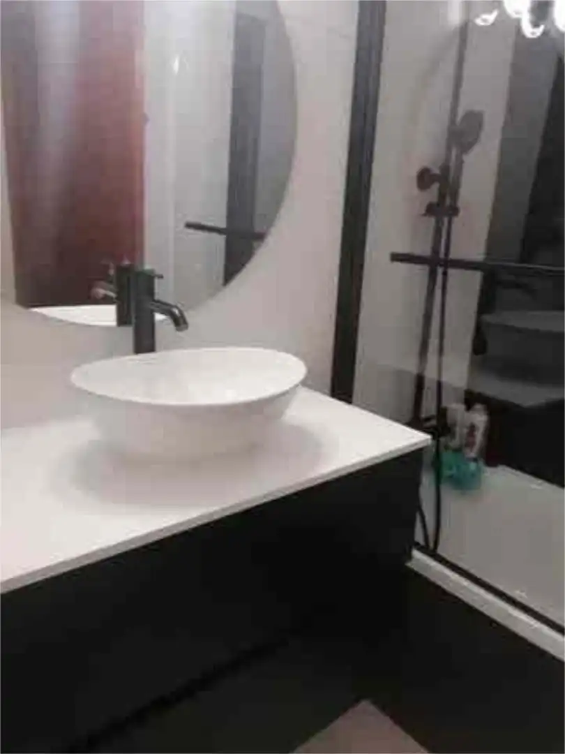 Apartament de lloguer a Plaza de toros - Venta Vargas - Capitania Bany de Apartament de lloguer en San Fernando