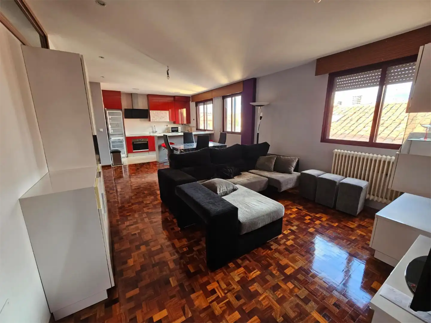 Sala de estar de Ático en venta en Salas de los Infantes con Parquet, Amueblado y Horno