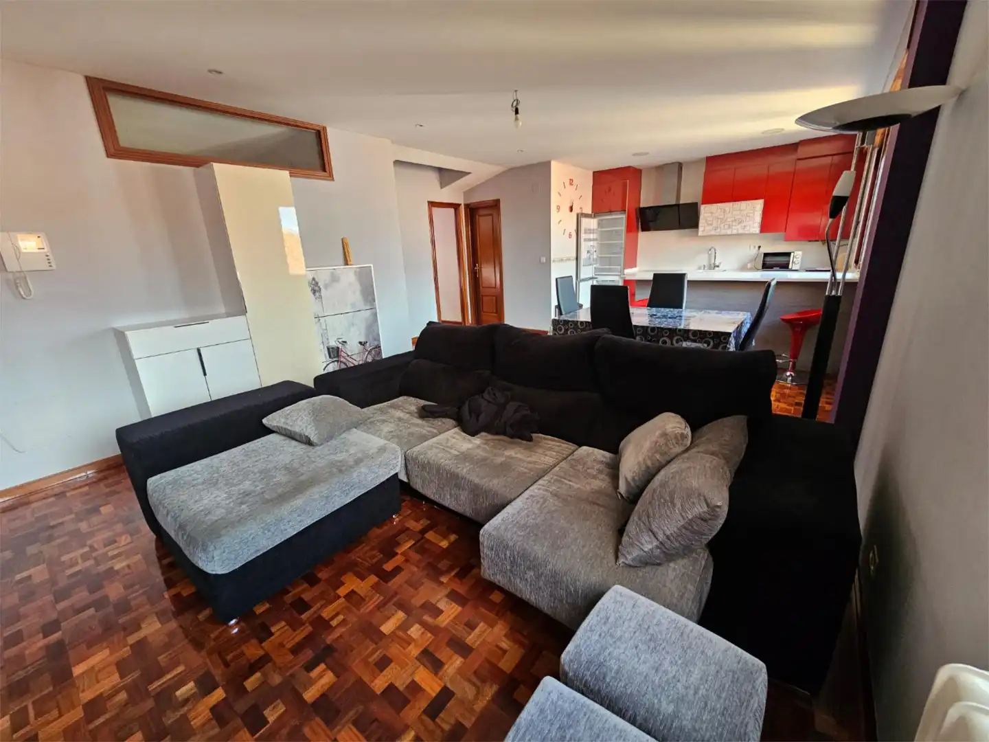 Living room of Attic for sale in Salas de los Infantes  with Parquet flooring, Furnished and Oven