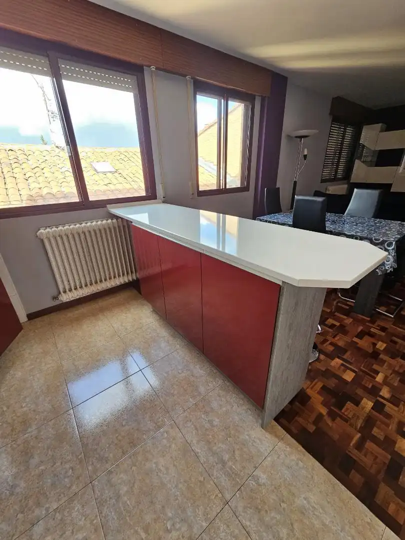 Kitchen of Attic for sale in Salas de los Infantes  with Parquet flooring, Furnished and Oven
