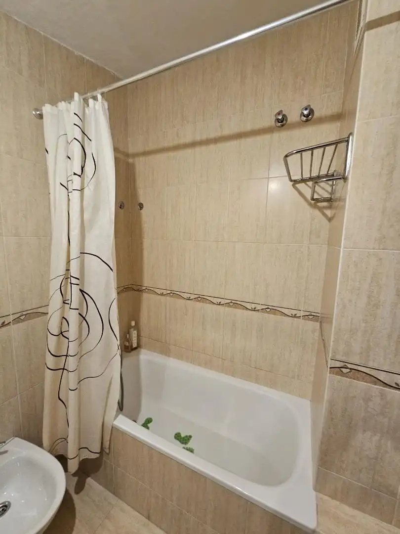 Bathroom of Attic for sale in Salas de los Infantes  with Parquet flooring, Furnished and Oven