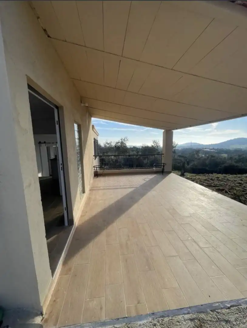 Finca rústica en venta en Malpartida de Plasencia Terraza de Finca rústica en venta en Malpartida de Plasencia con Aire acondicionado, Calefacción y Jardín privado