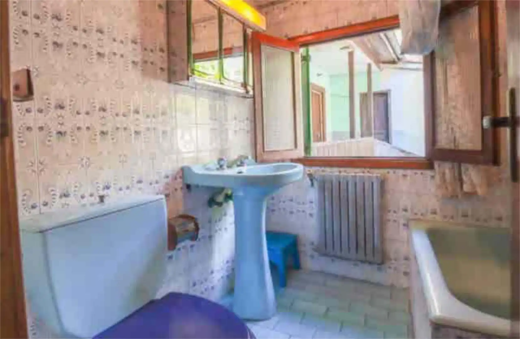 Piso en venta en Proaza Baño de Piso en venta en Proaza con Trastero