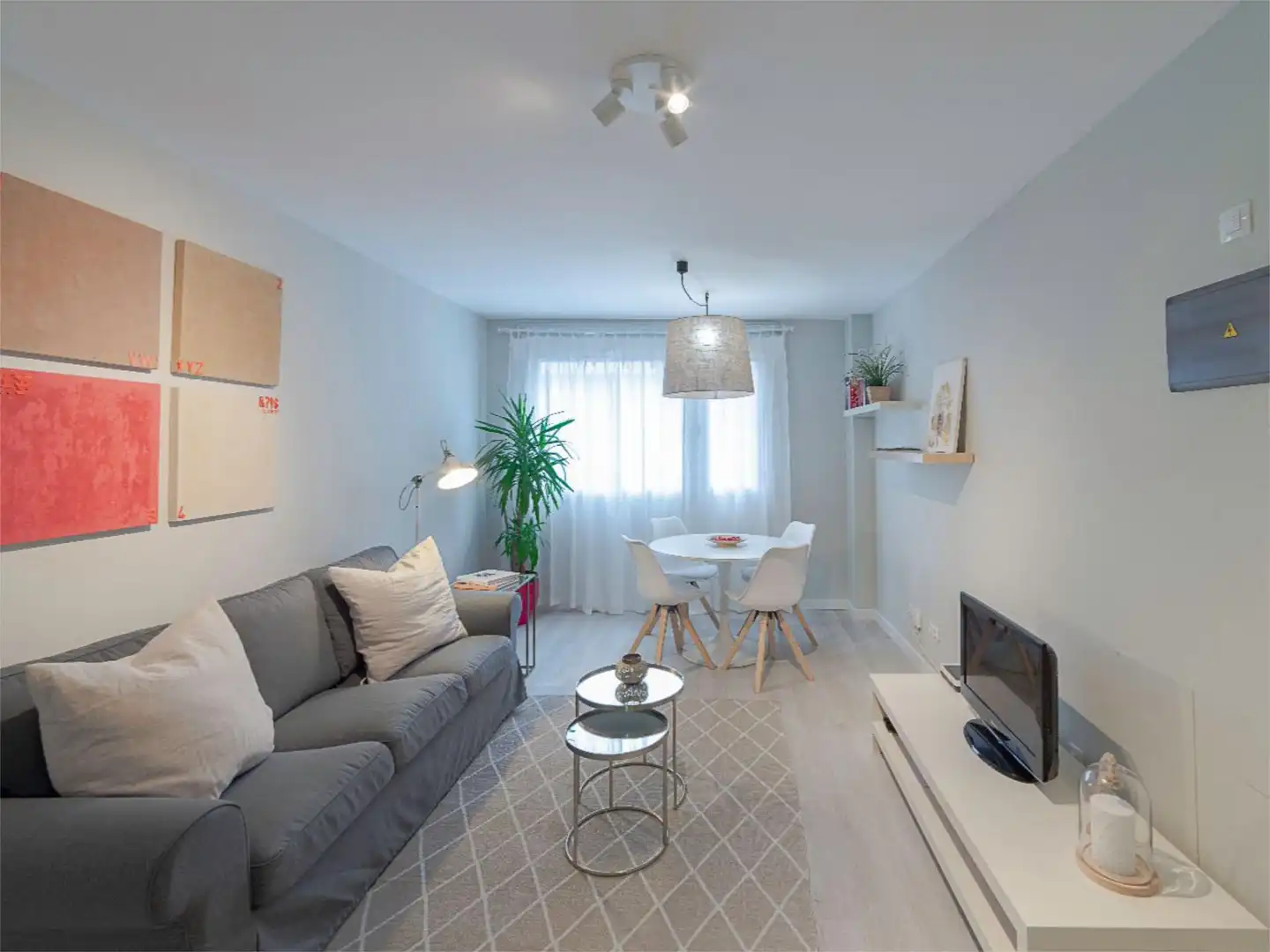 Living room of Flat for rent in Las Palmas de Gran Canaria  with Parquet flooring, Furnished and Community parking