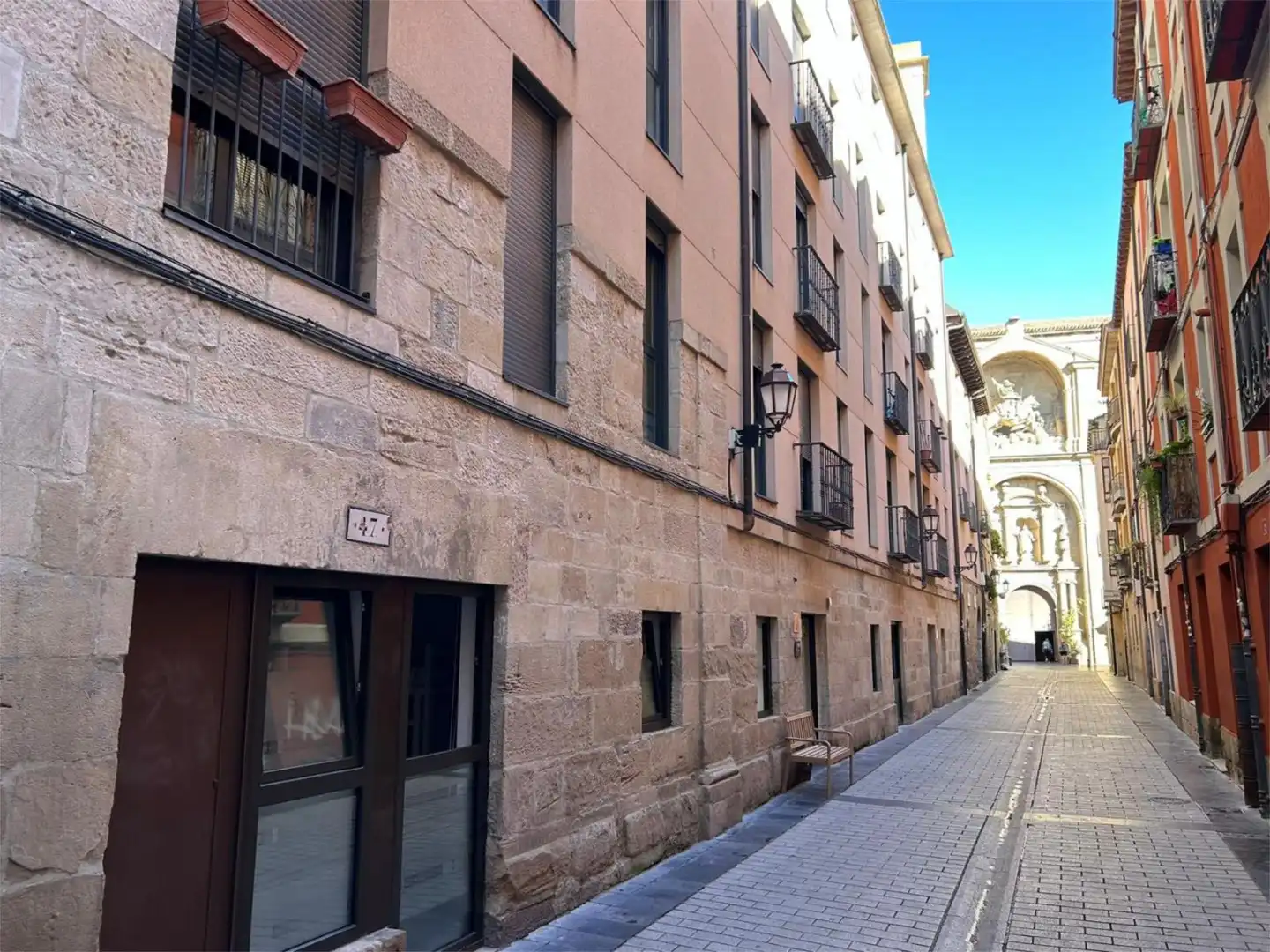 Vista exterior de Piso de alquiler en  Logroño con Calefacción, Parquet y Amueblado