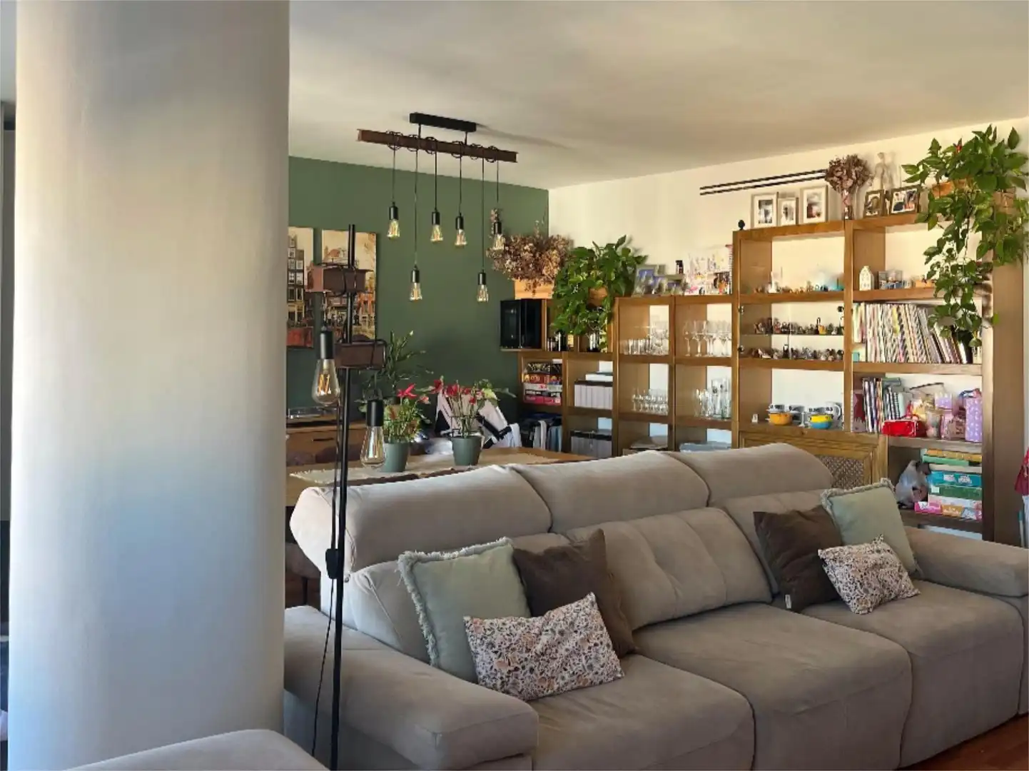 Piso en venta en Calle Felipe II, 14, Ciudad Jardín - Zoco Sala de estar de Piso en venta en Córdoba Capital con Aire acondicionado