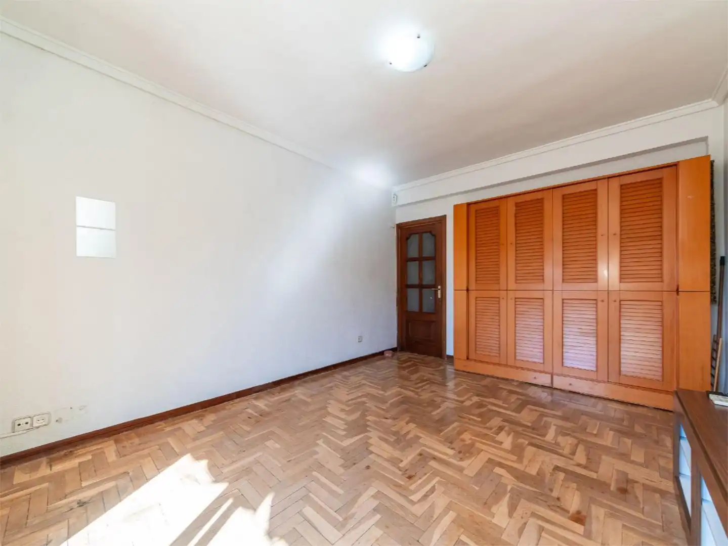 Piso en venta en Calle Fernán Caballero, 26, Comillas Habitación de Piso en venta en Madrid Capital con Aire acondicionado y Balcón