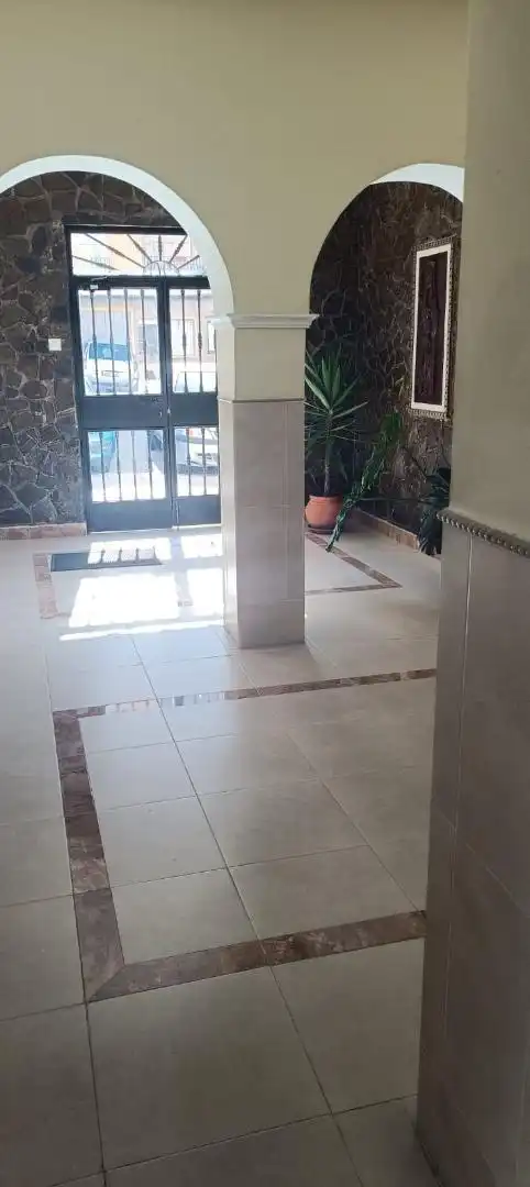 Flat for sale in Algeciras  with Air Conditioner, Storage room and Oven