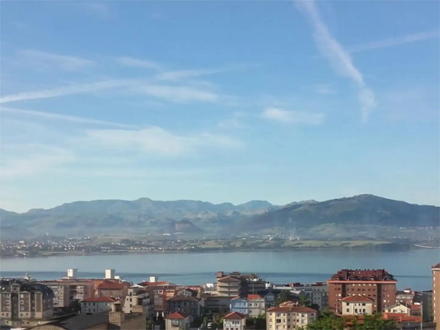 Vista exterior de Piso en venta en Santander con Terraza y Balcón