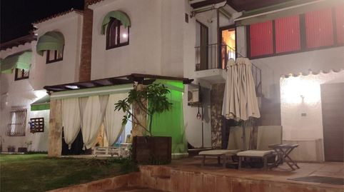 Foto 3 de Casa o xalet en venda a Calle Nogal, 17, Torreblanca del Sol, Fuengirola