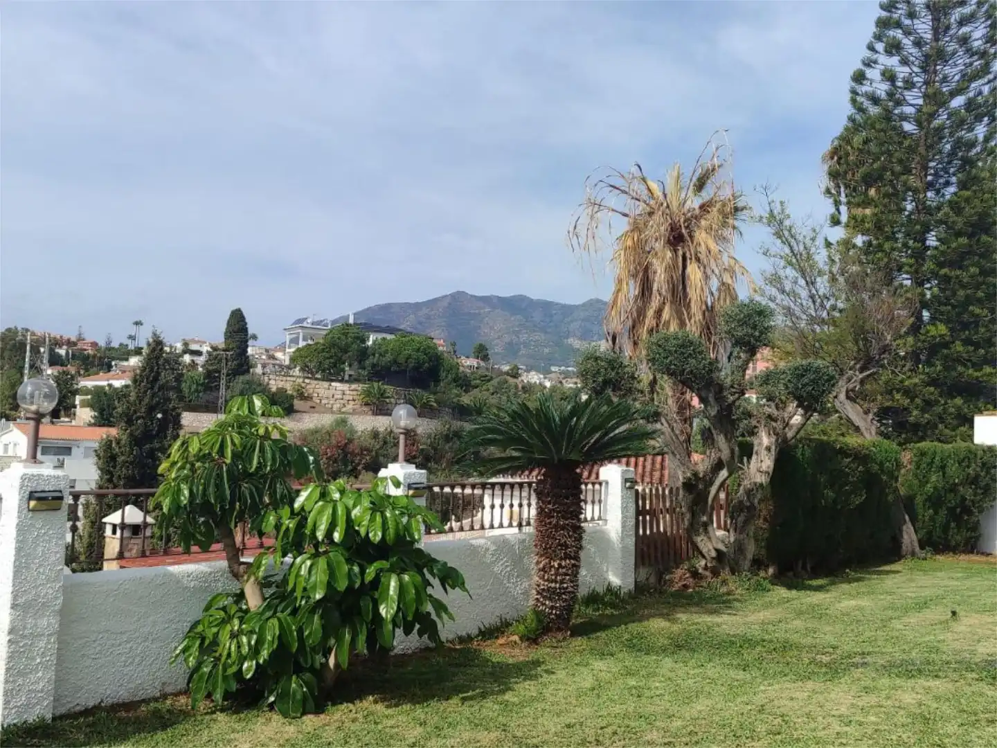 Houses for sale in Calle Nogal, 17, Torreblanca del Sol Garden of Houses for sale in Fuengirola with Air Conditioner, Terrace and Swimming Pool