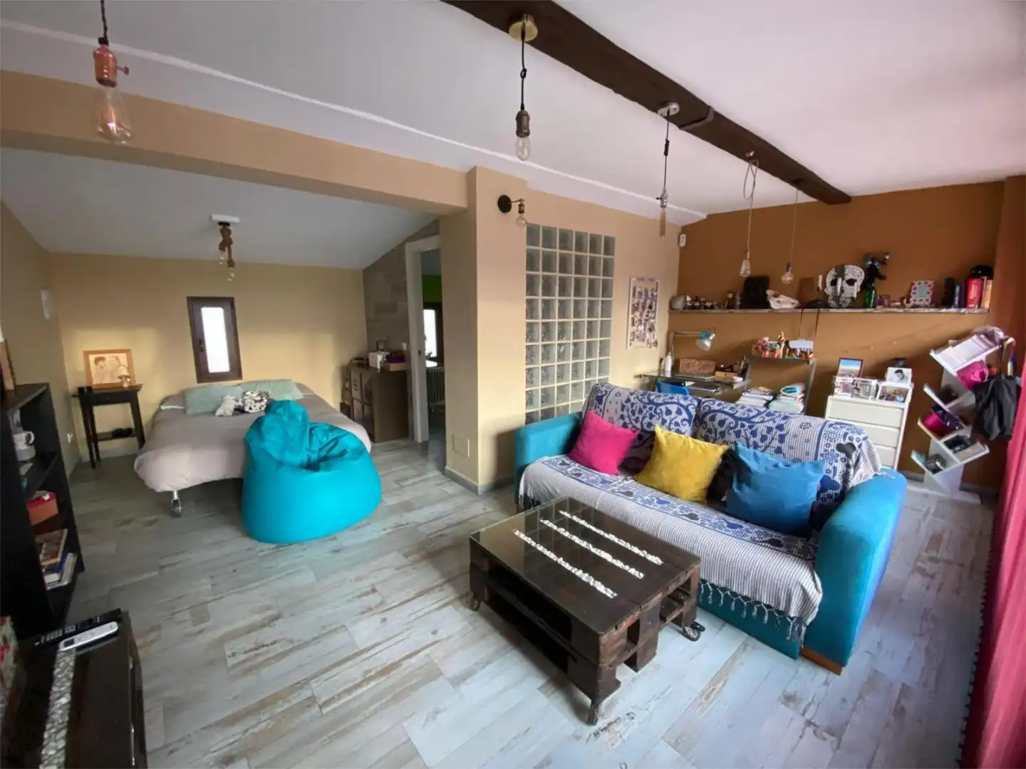 Houses for sale in Calle Nogal, 17, Torreblanca del Sol Living room of Houses for sale in Fuengirola with Air Conditioner, Terrace and Swimming Pool