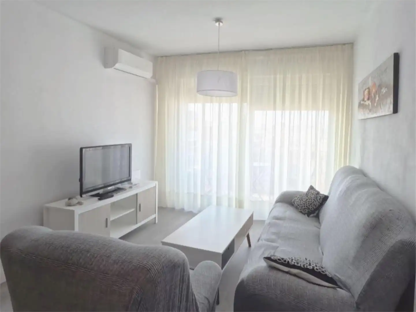 Living room of Flat for rent in  Córdoba Capital  with Air Conditioner, Terrace and Balcony