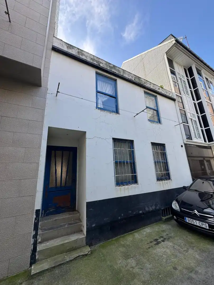 Casa adosada en venta en Rúa da Altamira, 23, Malpica de Bergantiños