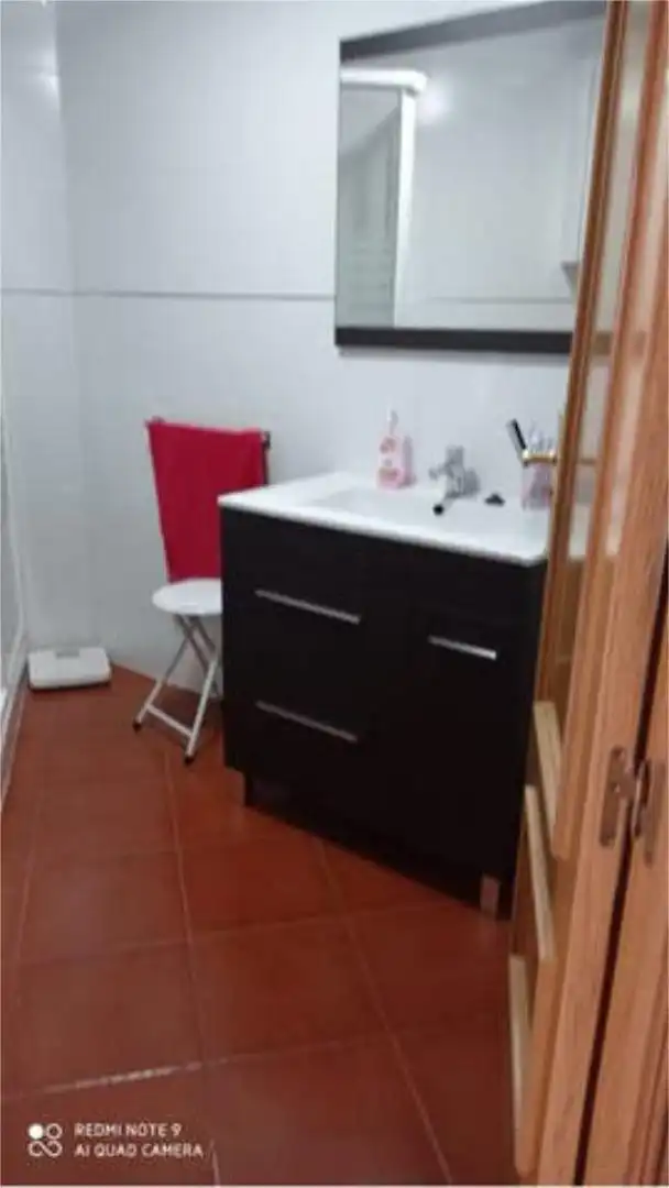 Piso en venta en Calahonda - Carchuna Baño de Piso en venta en Motril con Jardín privado, Terraza y Piscina