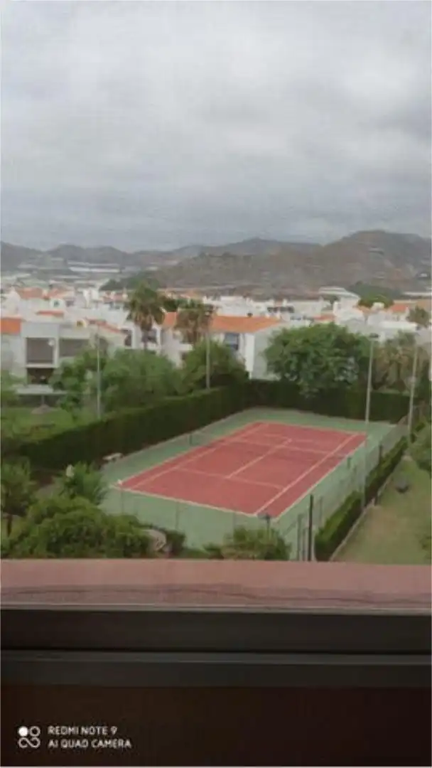Piso en venta en Calahonda - Carchuna Vista exterior de Piso en venta en Motril con Jardín privado, Terraza y Piscina