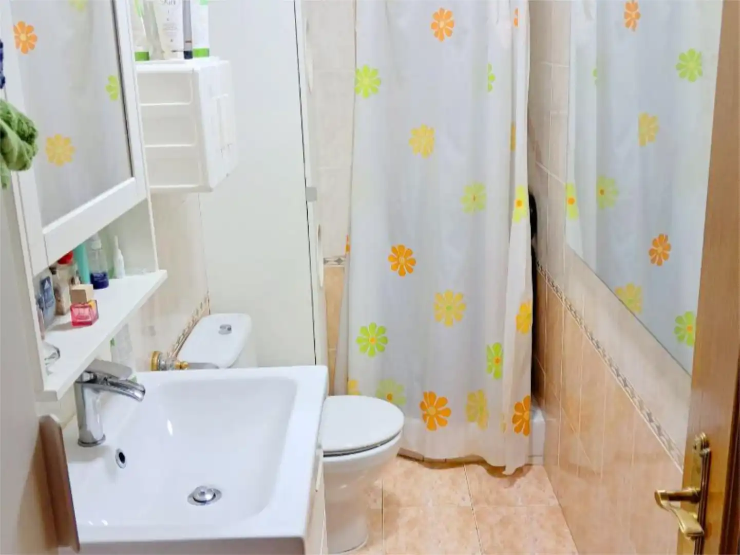 Casa adosada en venta en Avenida de Colón, 78, La Vega Baño de Casa adosada en venta en Arroyo de la Encomienda con Aire acondicionado y Piscina