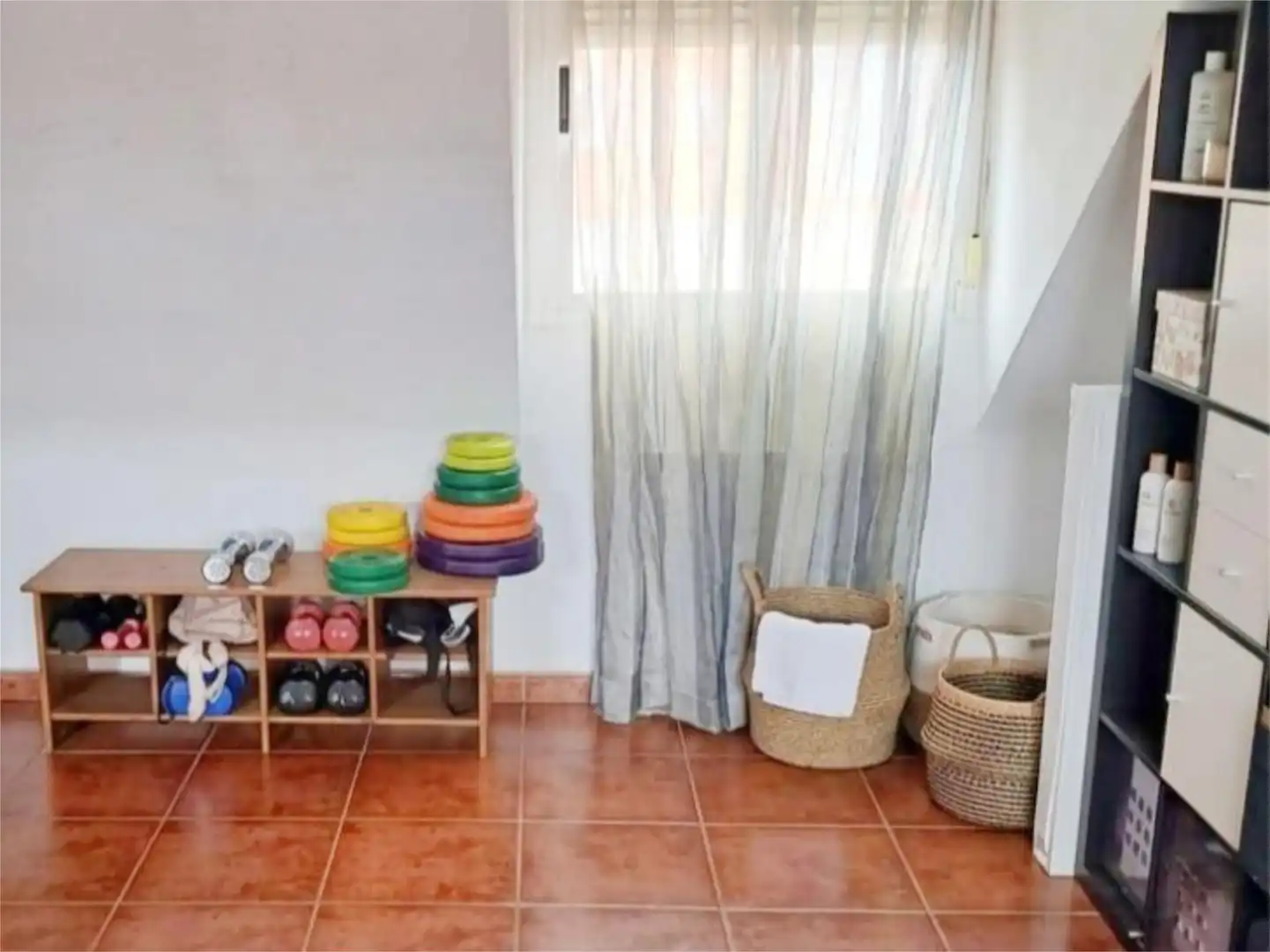 Casa adosada en venta en Avenida de Colón, 78, La Vega Habitación de Casa adosada en venta en Arroyo de la Encomienda con Aire acondicionado y Piscina