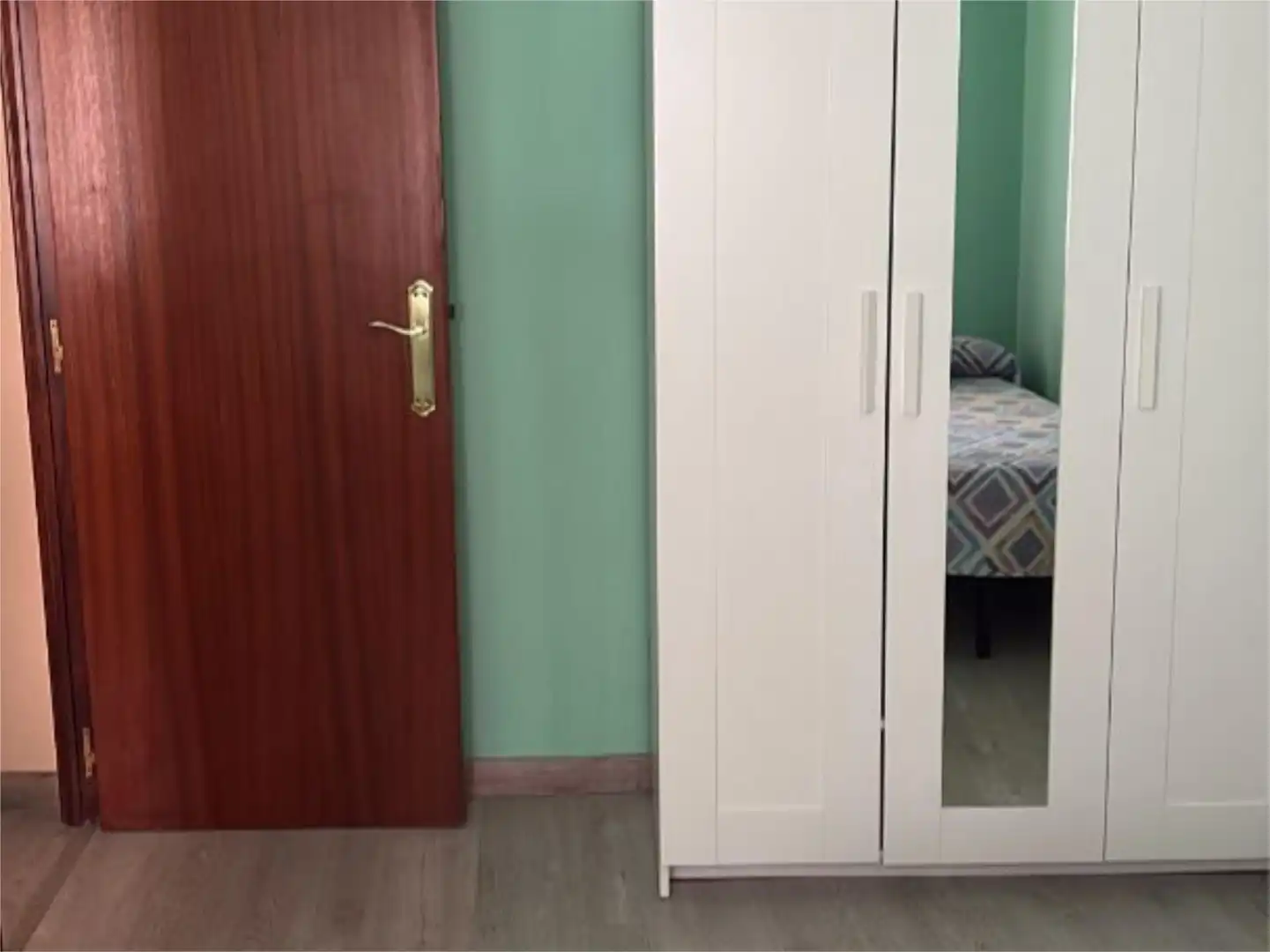 Room in Sagarminaga Kalea, 50, Bolueta Bedroom of Flat for share in Bilbao with Parquet flooring and Furnished