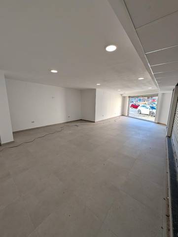 Local comercial en Alquiler en Calle Pau de la, 21 en Alcover