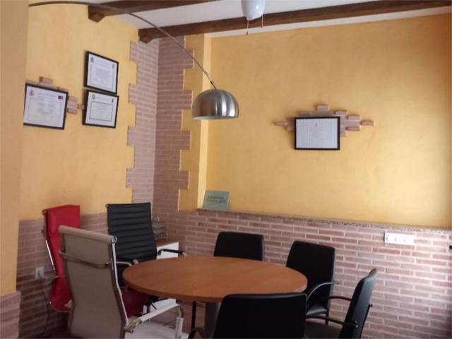 Piso en Venta en Avenida Estación, 64 en Torrijos
