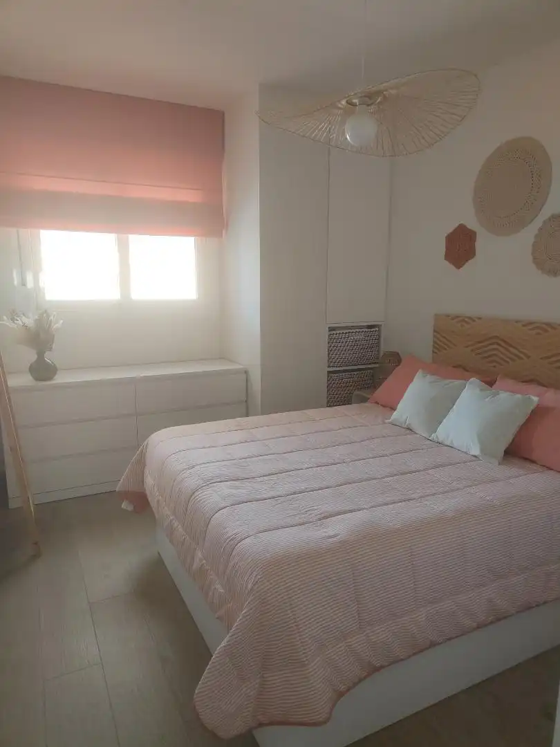 Flat for sale in Calle Catamarán, 4, Los Guindos - Parque Mediterráneo - Santa Paula Bedroom of Flat for sale in Málaga with Air Conditioner, Heating and Terrace