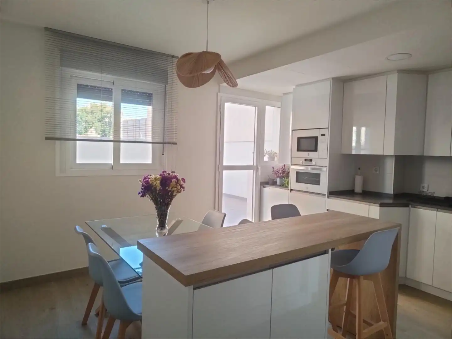 Flat for sale in Calle Catamarán, 4, Los Guindos - Parque Mediterráneo - Santa Paula Kitchen of Flat for sale in Málaga with Air Conditioner, Heating and Terrace