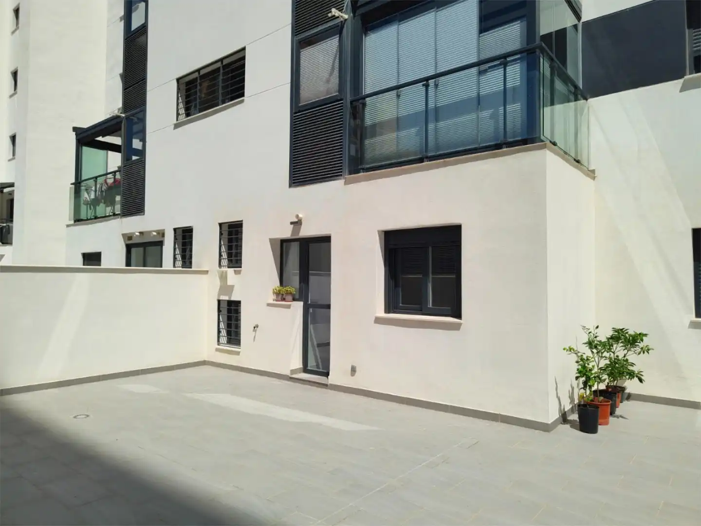 Flat for sale in Calle Catamarán, 4, Los Guindos - Parque Mediterráneo - Santa Paula Exterior view of Flat for sale in Málaga with Air Conditioner, Heating and Terrace
