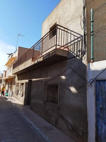 Casa adosada en Venta en Calle San Rafael, 4 en Casco Antiguo