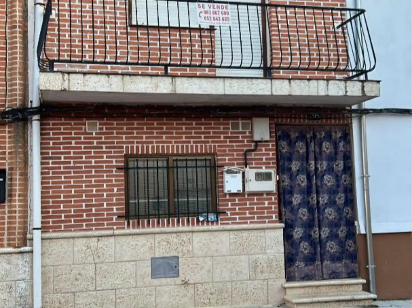 Einfamilien-Reihenhaus zum Verkauf in Calle Santa María, 36, Alaejos Außenansicht von Einfamilien-Reihenhaus zum Verkauf in Alaejos mit Heizung, Abstellraum und Möbliert