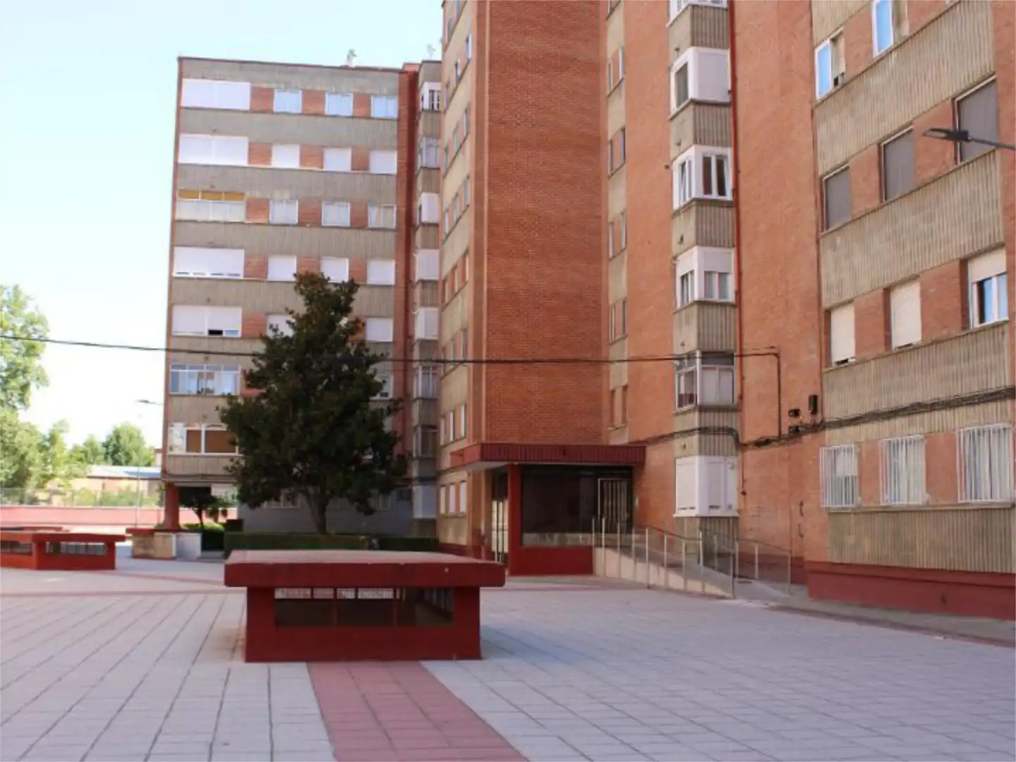Vista exterior de Piso de alquiler en Valladolid Capital con Calefacción, Parquet y Amueblado