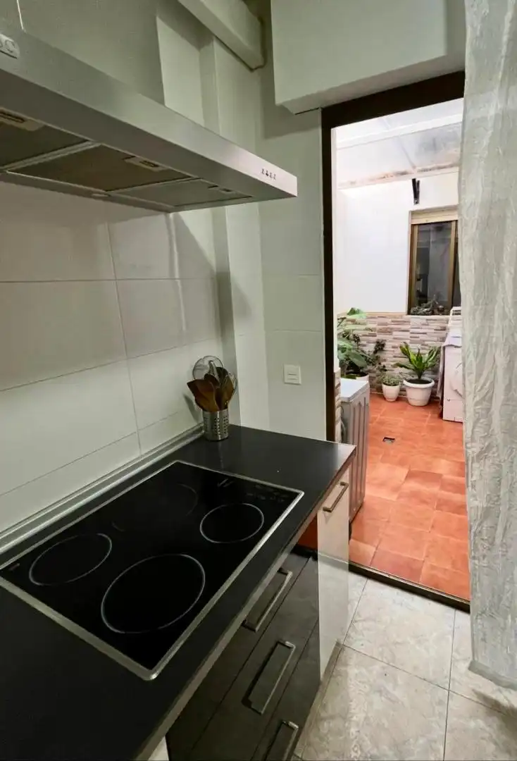 Maisonette zum Verkauf in Calle Gibraltar Español, 70, Almería Capital Küche von Maisonette zum Verkauf in Almería Capital mit Terrasse und Balkon
