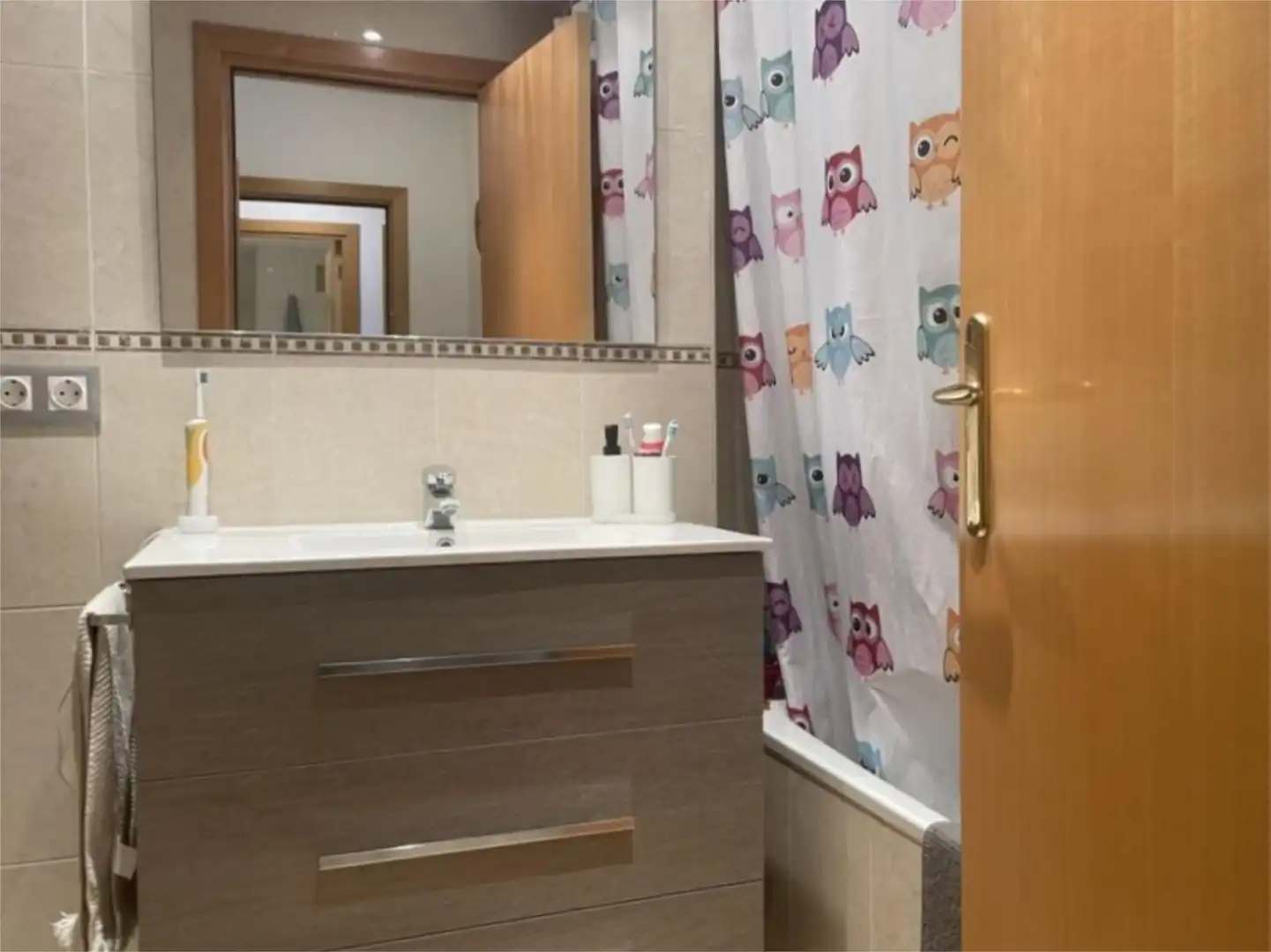 Piso en venta en Carrer de Sant Felip Neri, 11, Sant Andreu de la Barca Baño de Piso en venta en Sant Andreu de la Barca con Aire acondicionado, Piscina y Balcón