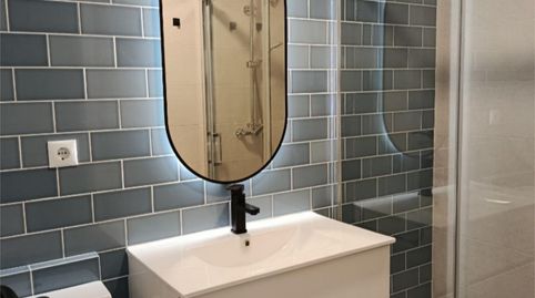 Foto 3 de Habitació a Calle Núcleo Residencial la Paz, 63, La Paz - Las Américas, Linares