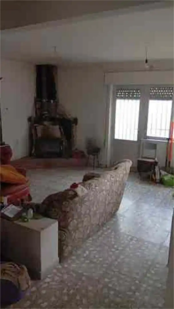 Sala de estar de Casa adosada en venta en Alaraz