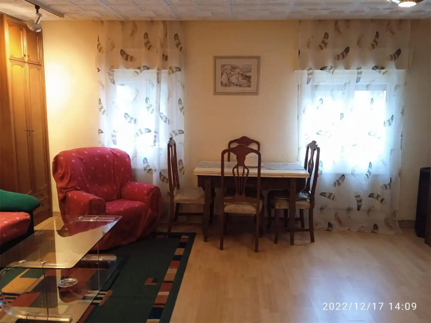 Flat for sale in Calle Miranda de Arga, 4, Chantrea Living room of Flat for sale in Pamplona / Iruña with Parquet flooring and Furnished