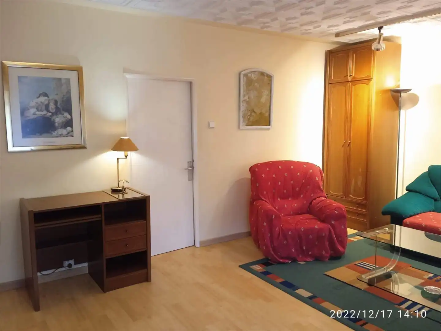 Flat for sale in Calle Miranda de Arga, 4, Chantrea Living room of Flat for sale in Pamplona / Iruña with Parquet flooring and Furnished